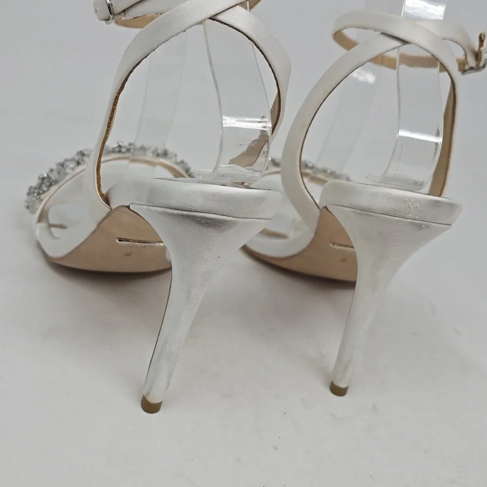 Badgley Mischka Beaded Of Whithe Ankle Strap Heels Sandals Size 8